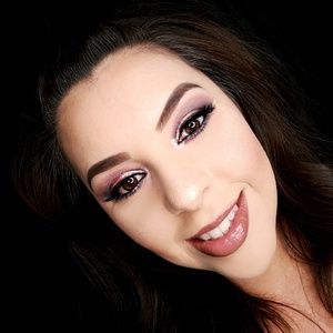 Meet your Posher, Alondra